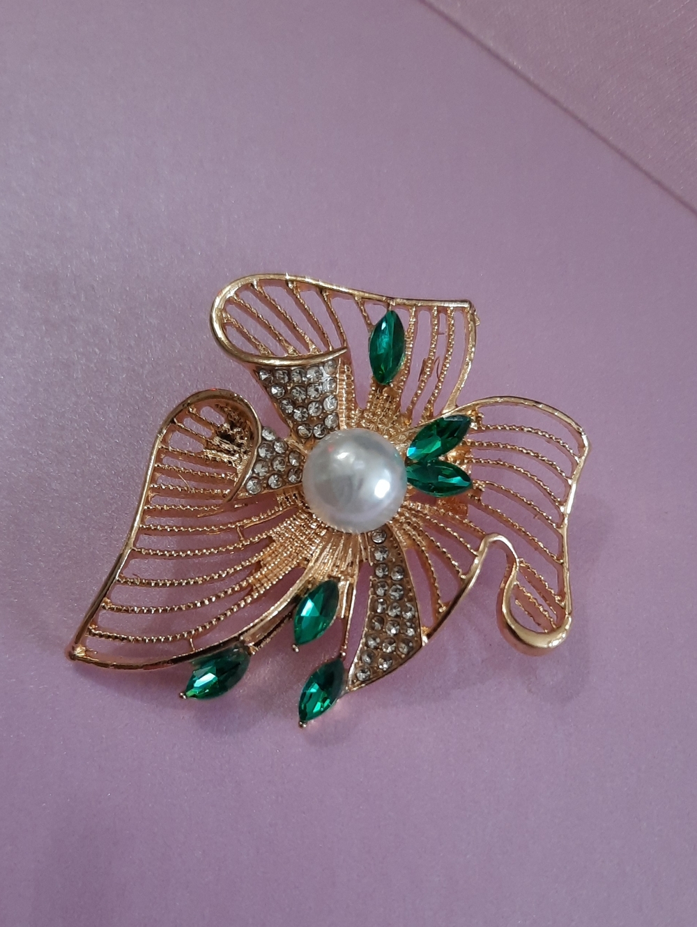Gold-tone Floral Pearl Brooch with Emerald Green Accents